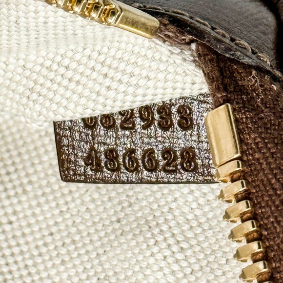 Gucci Unisex GG Supreme Belt Bag - Picture 8 of 11